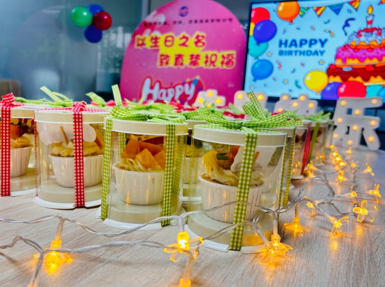 四月生日會丨春風(fēng)送暖，歡樂慶生(圖2)